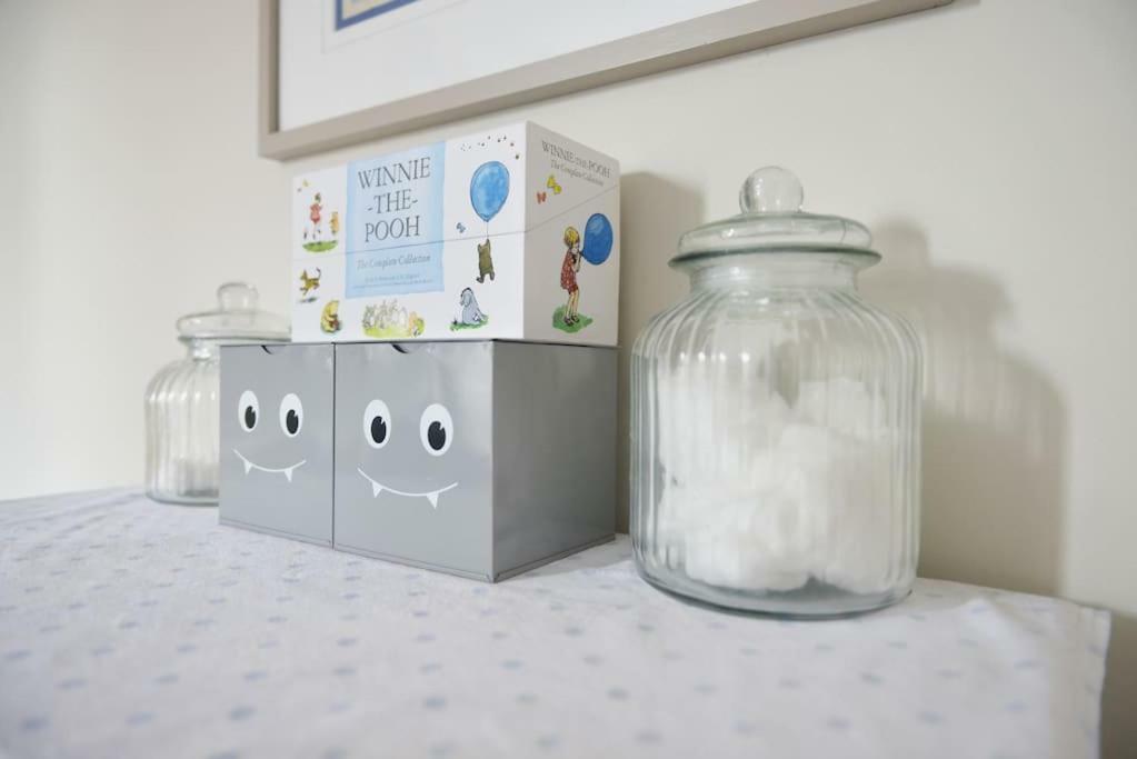 Summer House Hotel Thames Ditton ภายนอก รูปภาพ